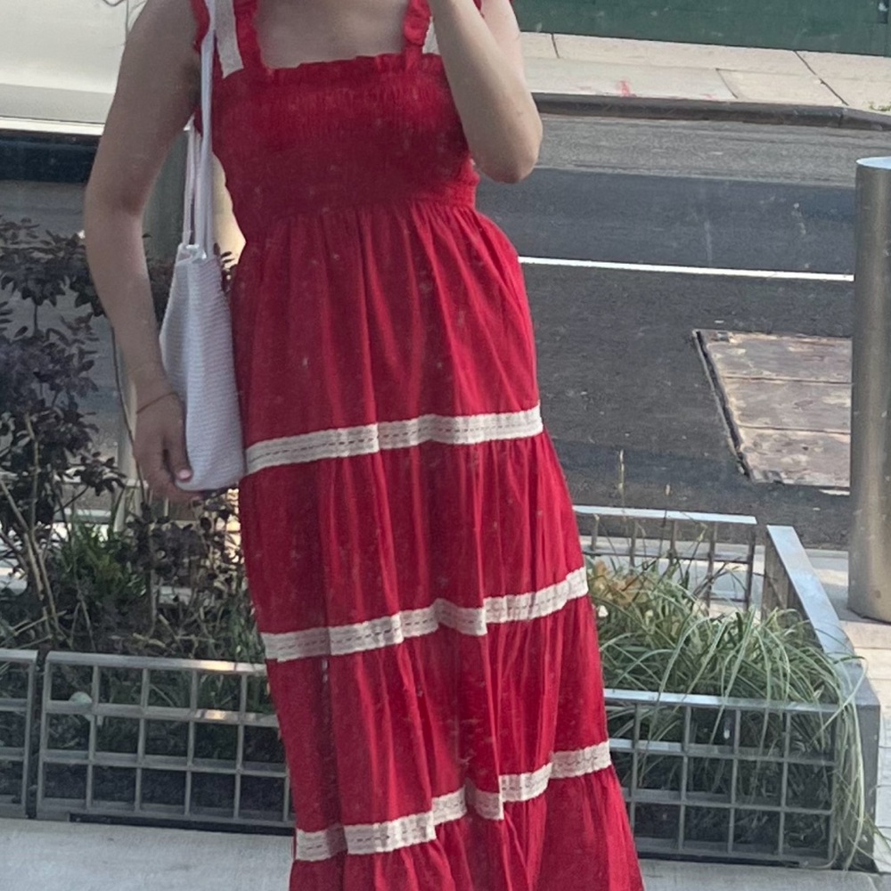 Red Sleeveless Maxi Dress